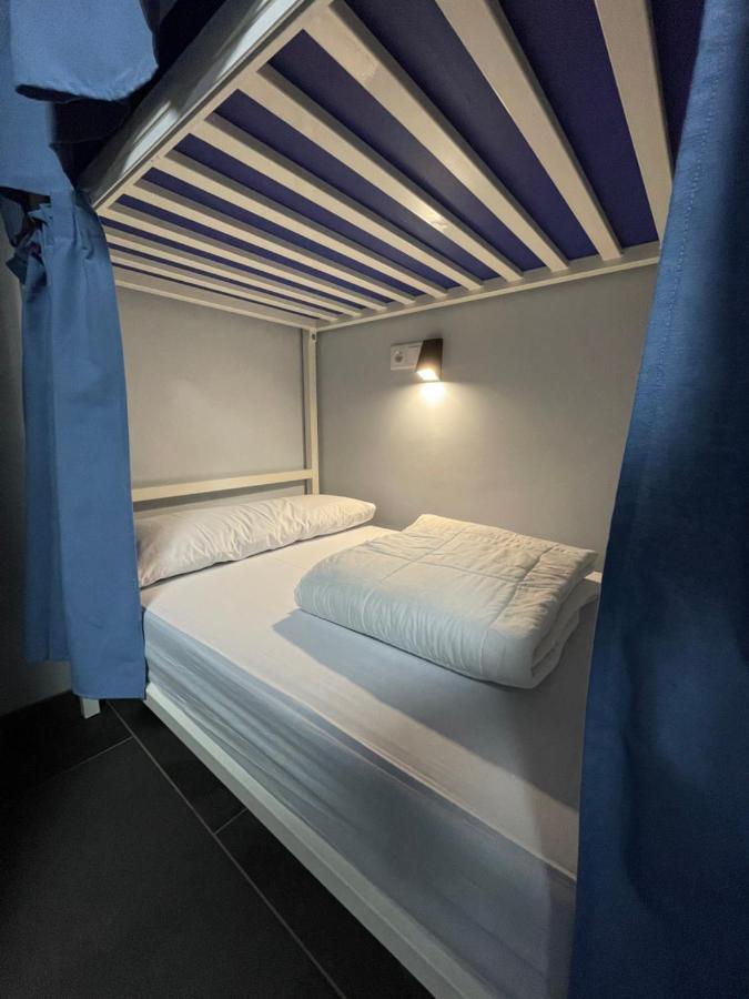Hostel & Rooms O Albergue Da Meiga 帕德隆 外观 照片