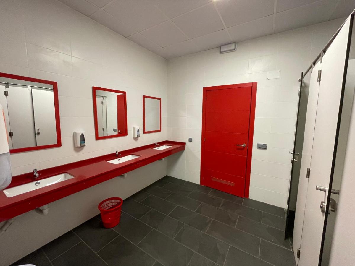 Hostel & Rooms O Albergue Da Meiga 帕德隆 外观 照片