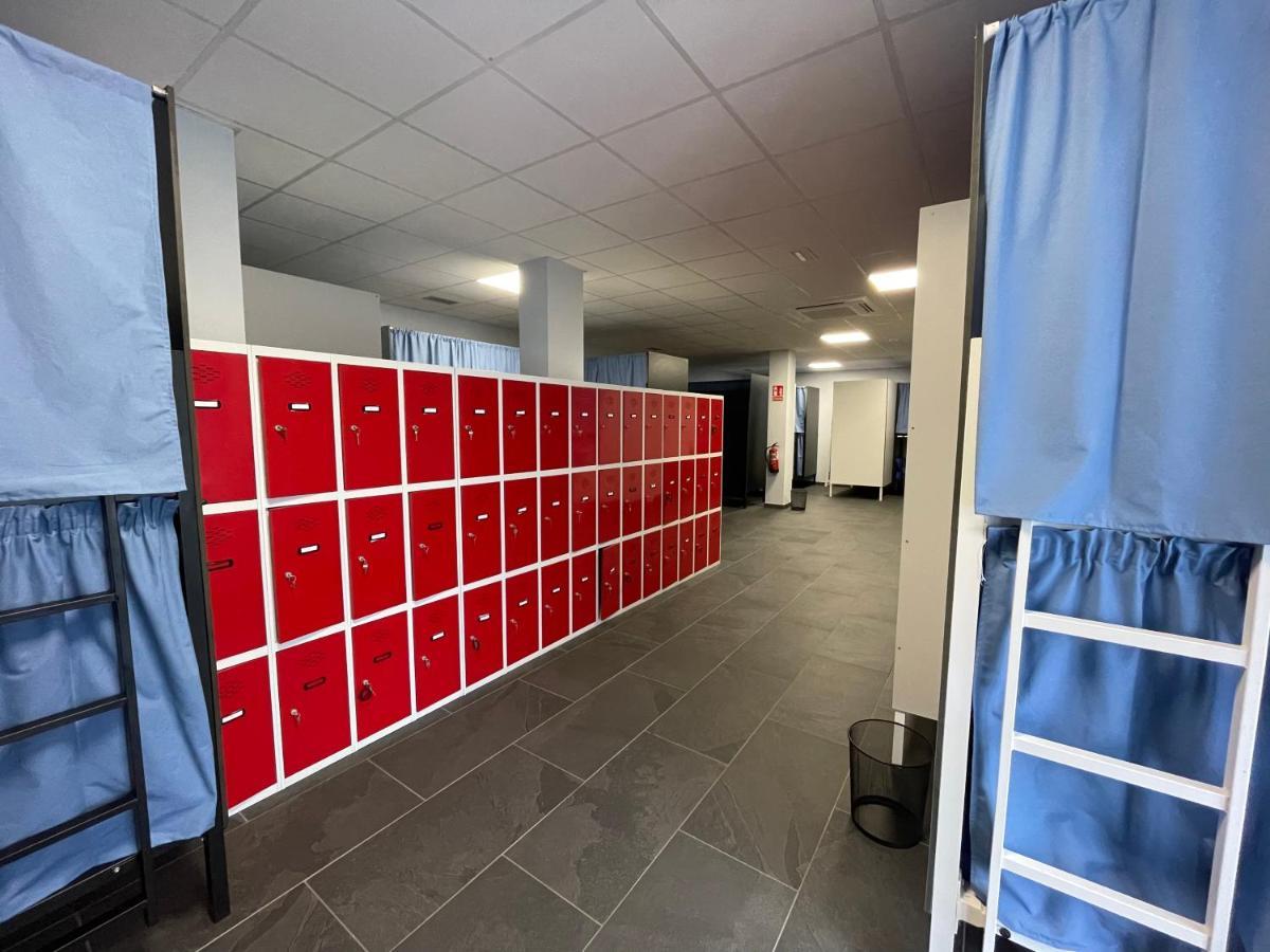 Hostel & Rooms O Albergue Da Meiga 帕德隆 外观 照片