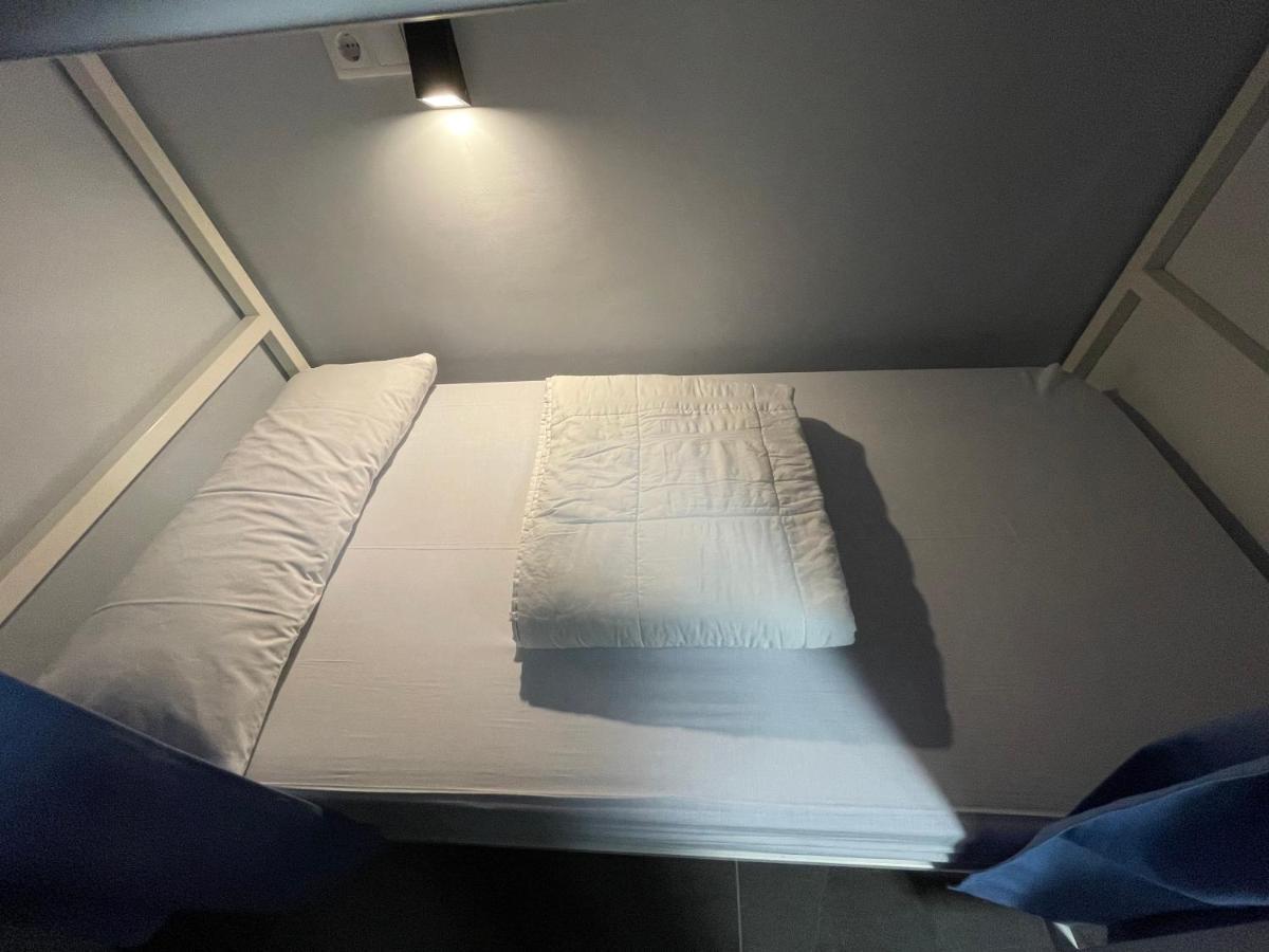 Hostel & Rooms O Albergue Da Meiga 帕德隆 外观 照片